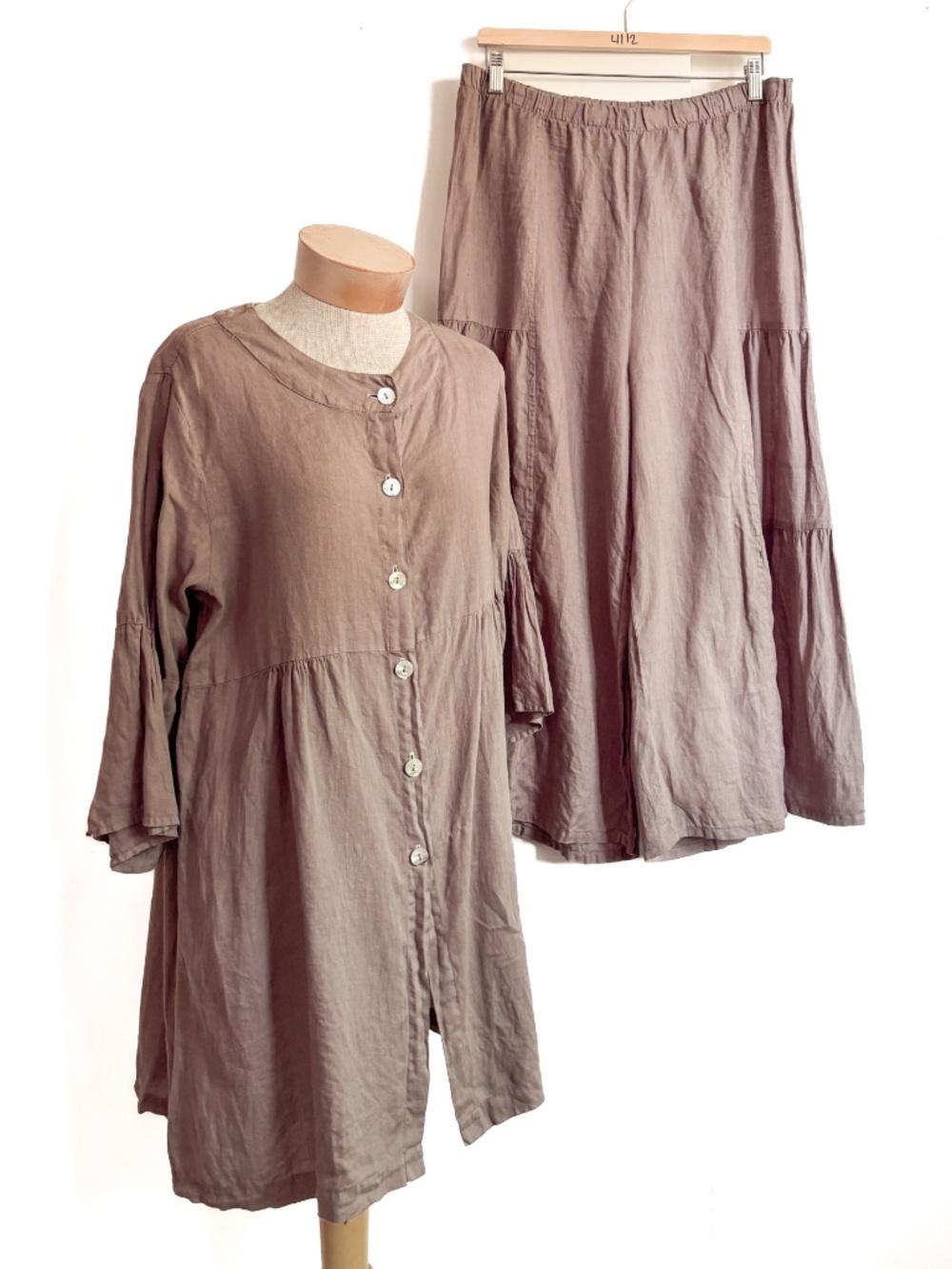 MATCH POINT 2 Piece Tan Linen Set Cha Cha Pants + Button Tunic Sz Medium Minimal
